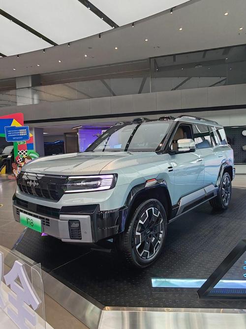 广州79比亚迪方程豹硬派越野的爆款，英菲尼迪35周年与你共成长